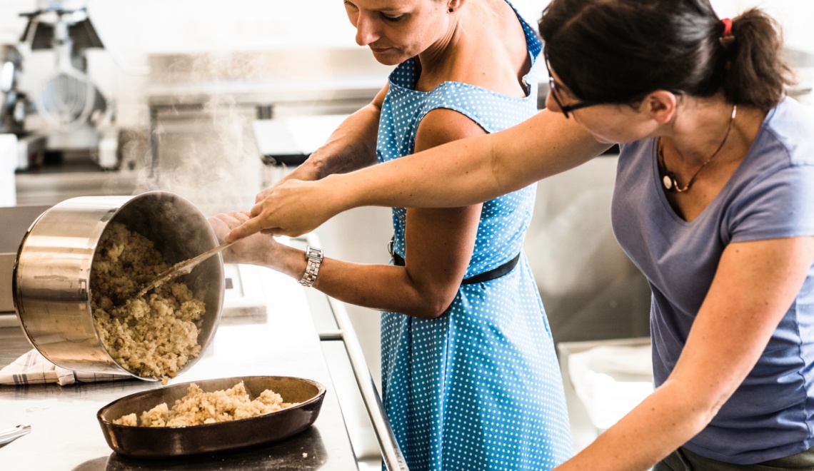 Sterz kochen (c)Manfred Horvath