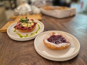 frühstück café mundoat neusiedl see